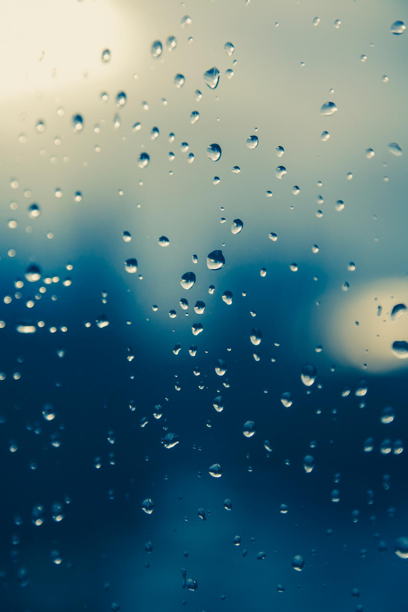 Raindrops on window pane Raindrops on window pane