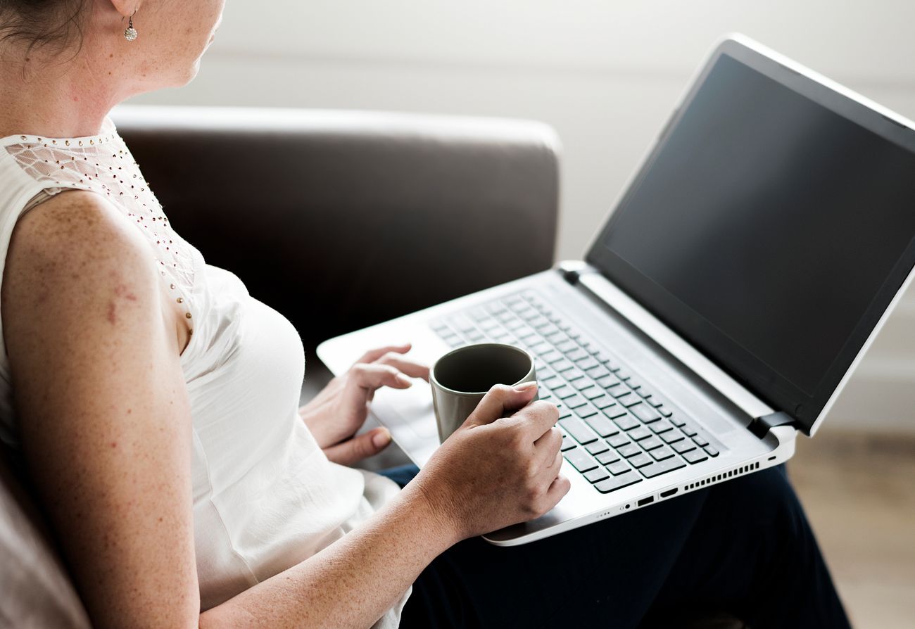 เทคนิคเพิ่มความสดชื่นวัน Work From Home - ดื่มน้ำให้ครบ 2 ลิตร เทคนิคเพิ่มความสดชื่นวัน Work From Home - ดื่มน้ำให้ครบ 2 ลิตร