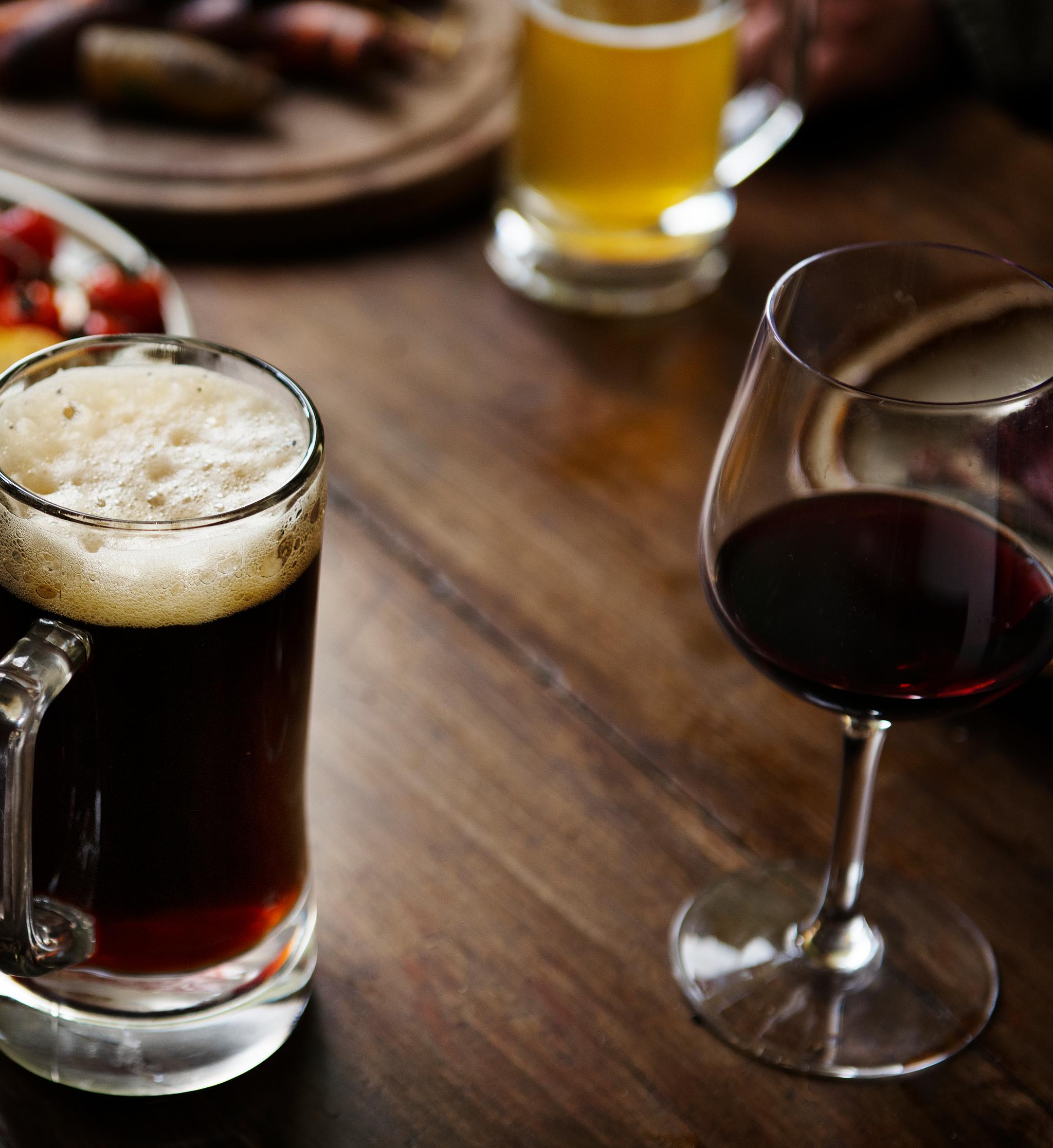 Two glasses of sparkling wine Free stock photo 425362 Two glasses of sparkling wine Free stock photo 425362