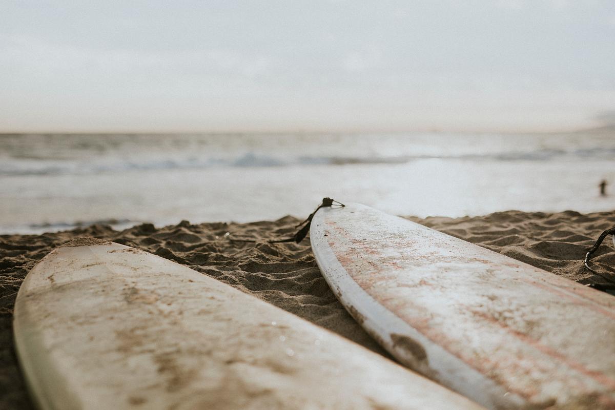 Download Surf Board Mockup Images Free Vectors Pngs Mockups Backgrounds Rawpixel