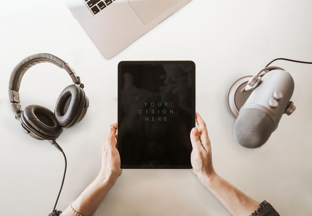 Download Tablet screen mockup | Royalty free psd mockup - 1225490