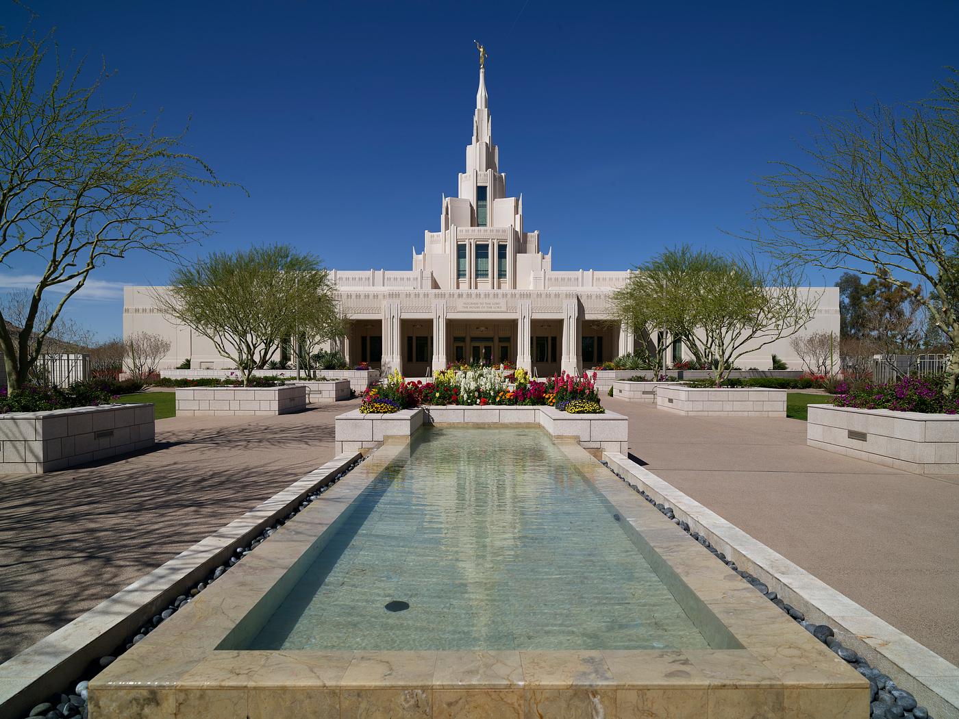 Carol M. Highsmith’s Arizona Photograph The Phoenix Arizona Temple in Glendale, Arizona. Opened in 2014, it was the 144th temple of the Church of Jesus Christ of...