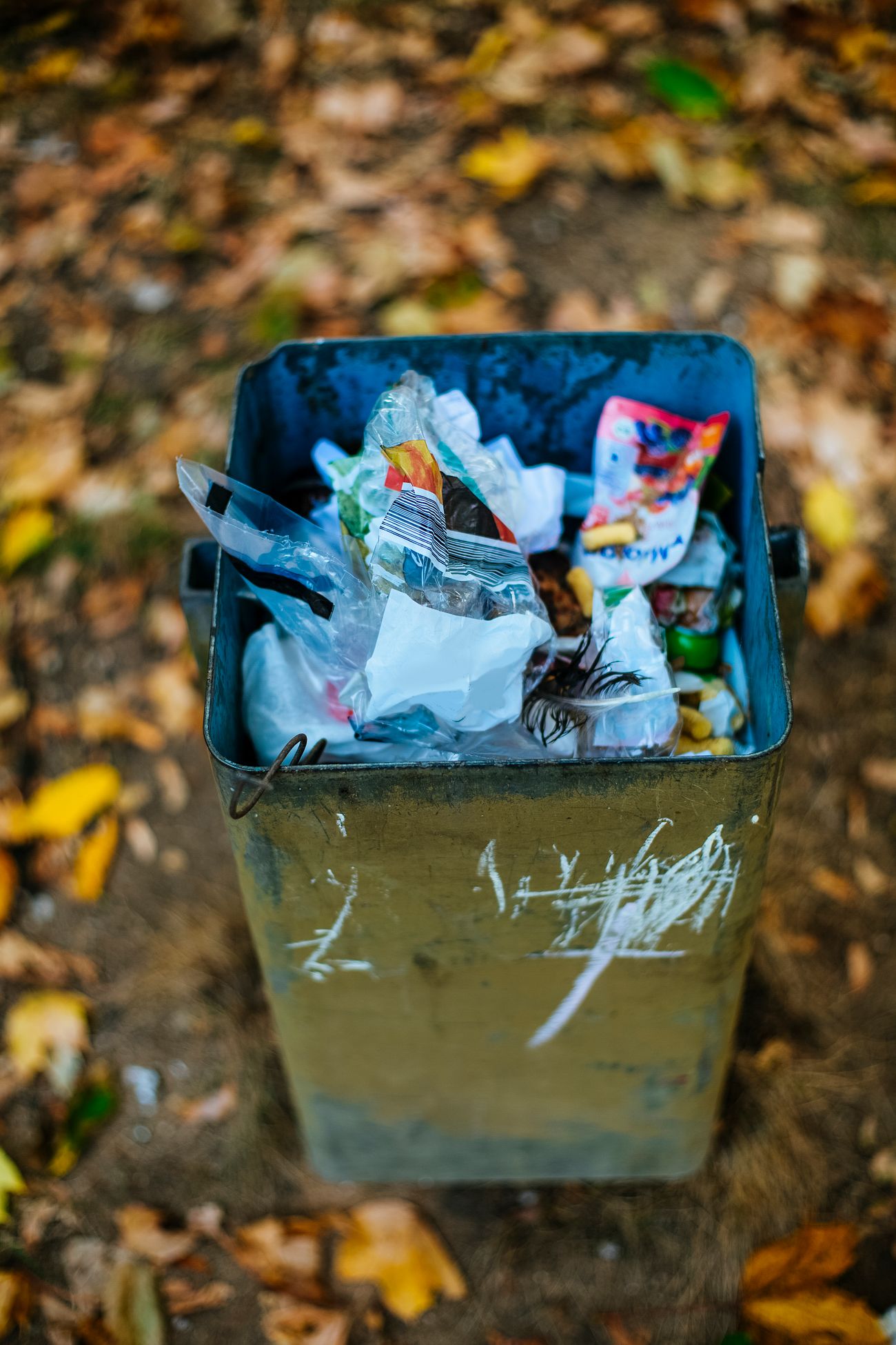 Trash can | Free public domain photo - 564008