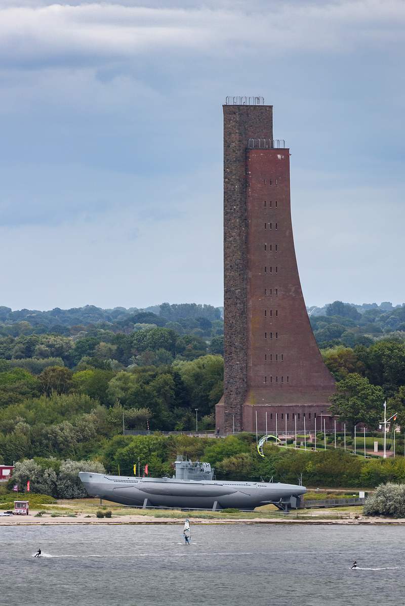 Uboat Images Free Photos, PNG Stickers, Wallpapers & Backgrounds