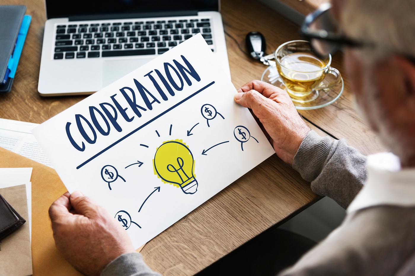agreement, alliance, association, brown envelope, business, collaboration, company, connection, cooperation, hands, holding... agreement, alliance, association, brown envelope, business, collaboration, company, connection, cooperation, hands, holding...