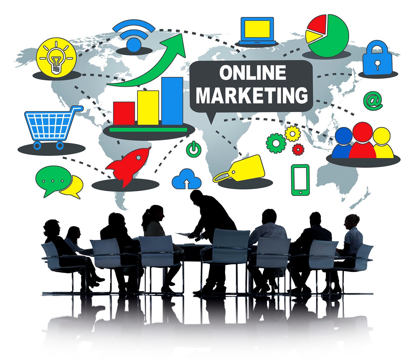Online marketing world map illustration with silhouette of business people at a meeting table Online marketing world map illustration with silhouette of business people at a meeting table