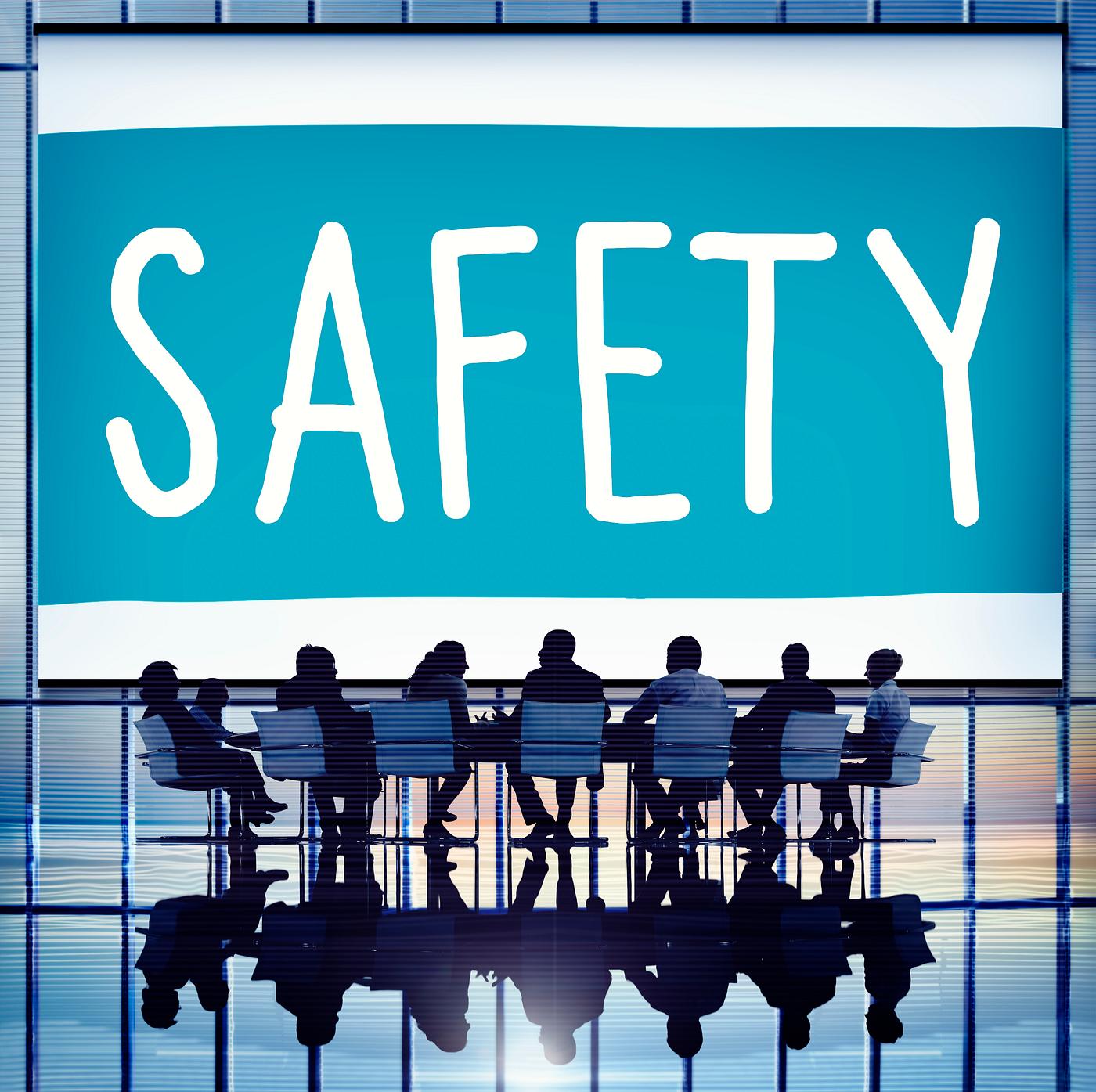 brainstorming, business people, businessmen, businesswomen, communication, conference, corporate, data protection, firewall... brainstorming, business people, businessmen, businesswomen, communication, conference, corporate, data protection, firewall...