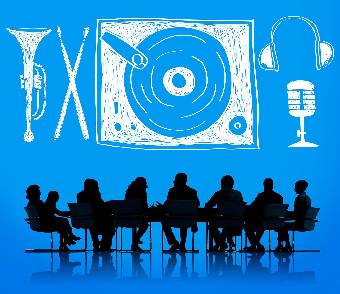 blackboard, blue, brainstorming, business, business people, businessmen, businesswomen, communication, conference, disc... blackboard, blue, brainstorming, business, business people, businessmen, businesswomen, communication, conference, disc...
