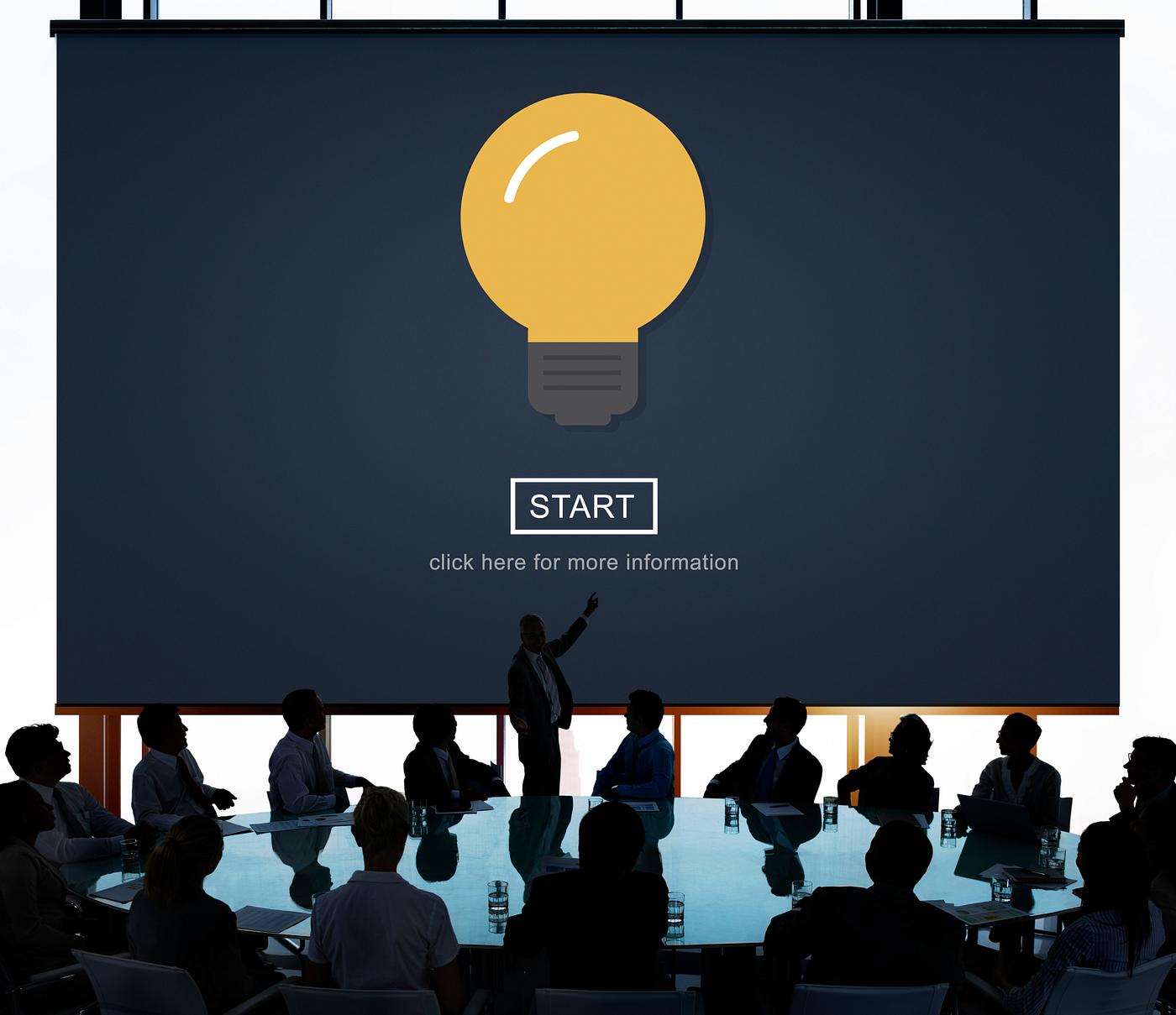 back lit, brainstorm, brainstorming, business, business people, businessmen, businesswomen, cityscape, communication,... back lit, brainstorm, brainstorming, business, business people, businessmen, businesswomen, cityscape, communication,...