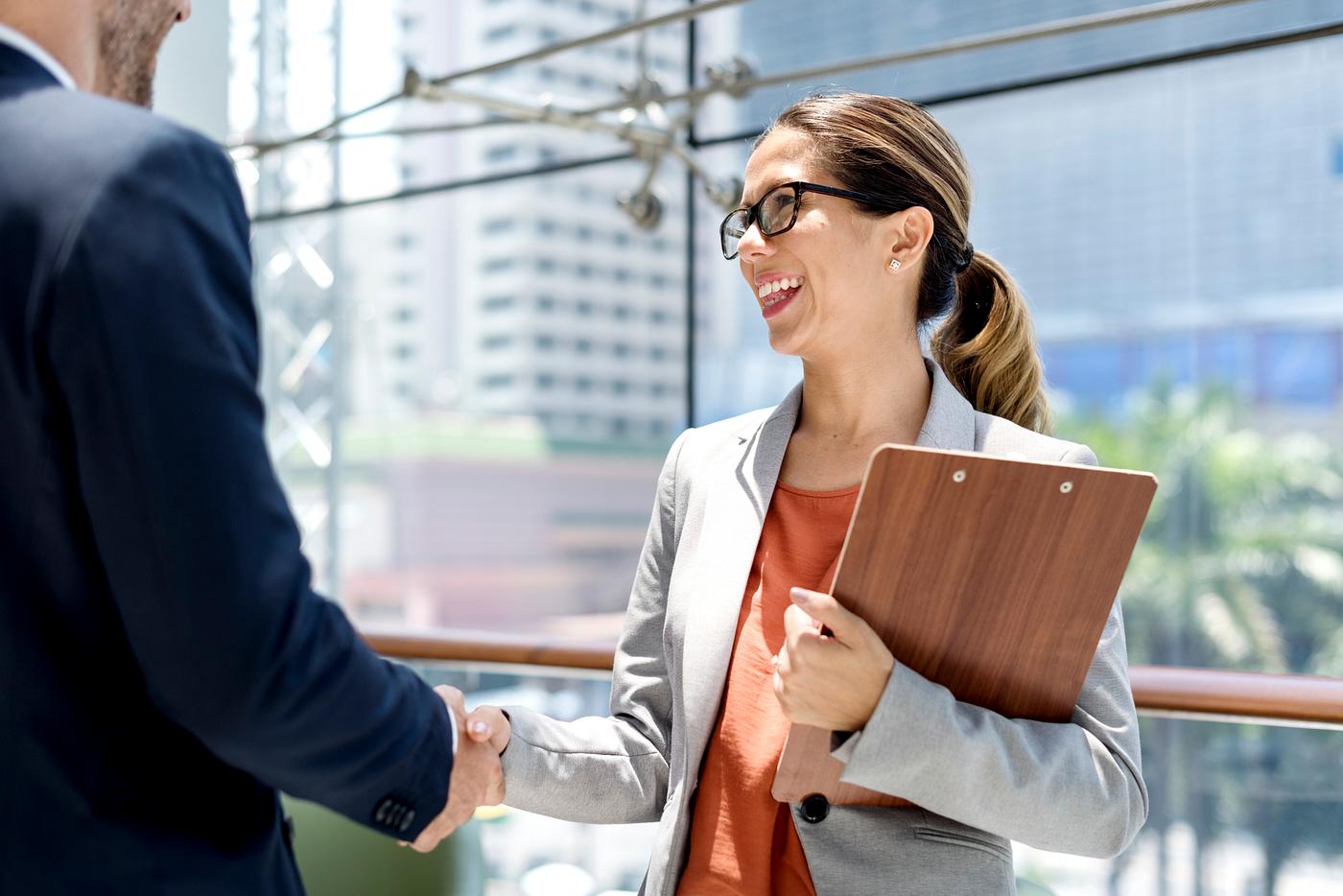 handshake, negotiation, deal, agreement, business, business people, businessman, businesswoman, clipboard, colleague,... handshake, negotiation, deal, agreement, business, business people, businessman, businesswoman, clipboard, colleague,...