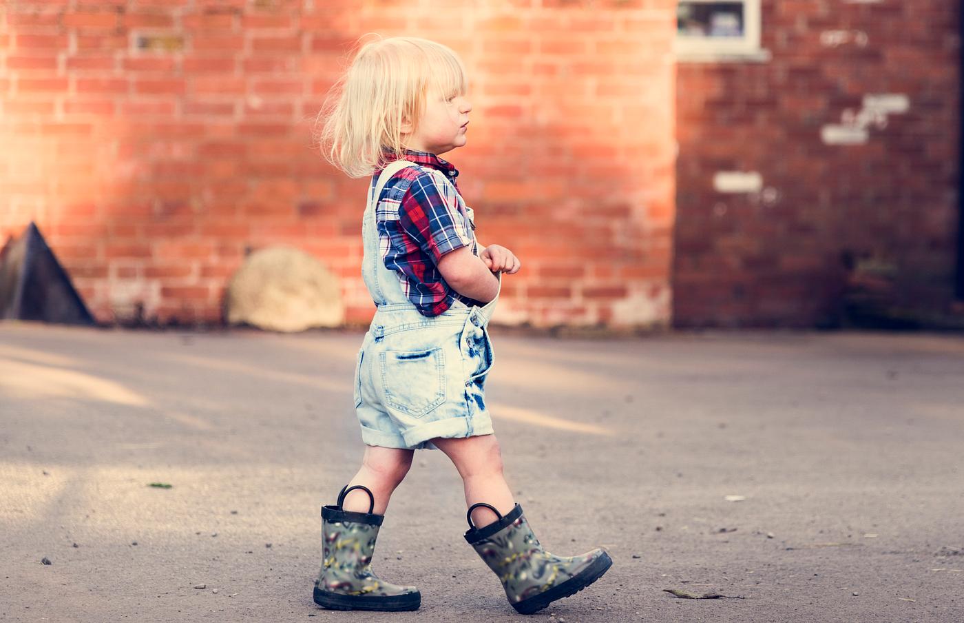 action, active, activity, adolescence, boy, child, childhood, children, development, early life, early years, energy,... action, active, activity, adolescence, boy, child, childhood, children, development, early life, early years, energy,...