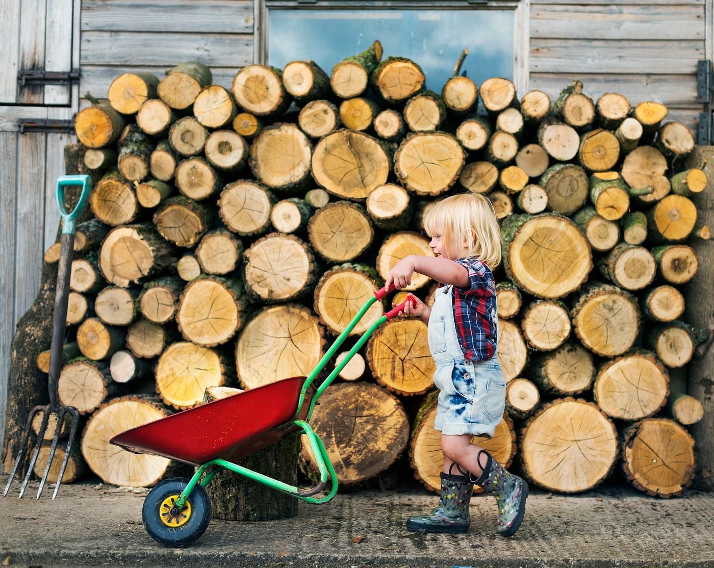 action, active, activity, adolescence, boy, child, childhood, children, development, early life, early years, energy,... action, active, activity, adolescence, boy, child, childhood, children, development, early life, early years, energy,...