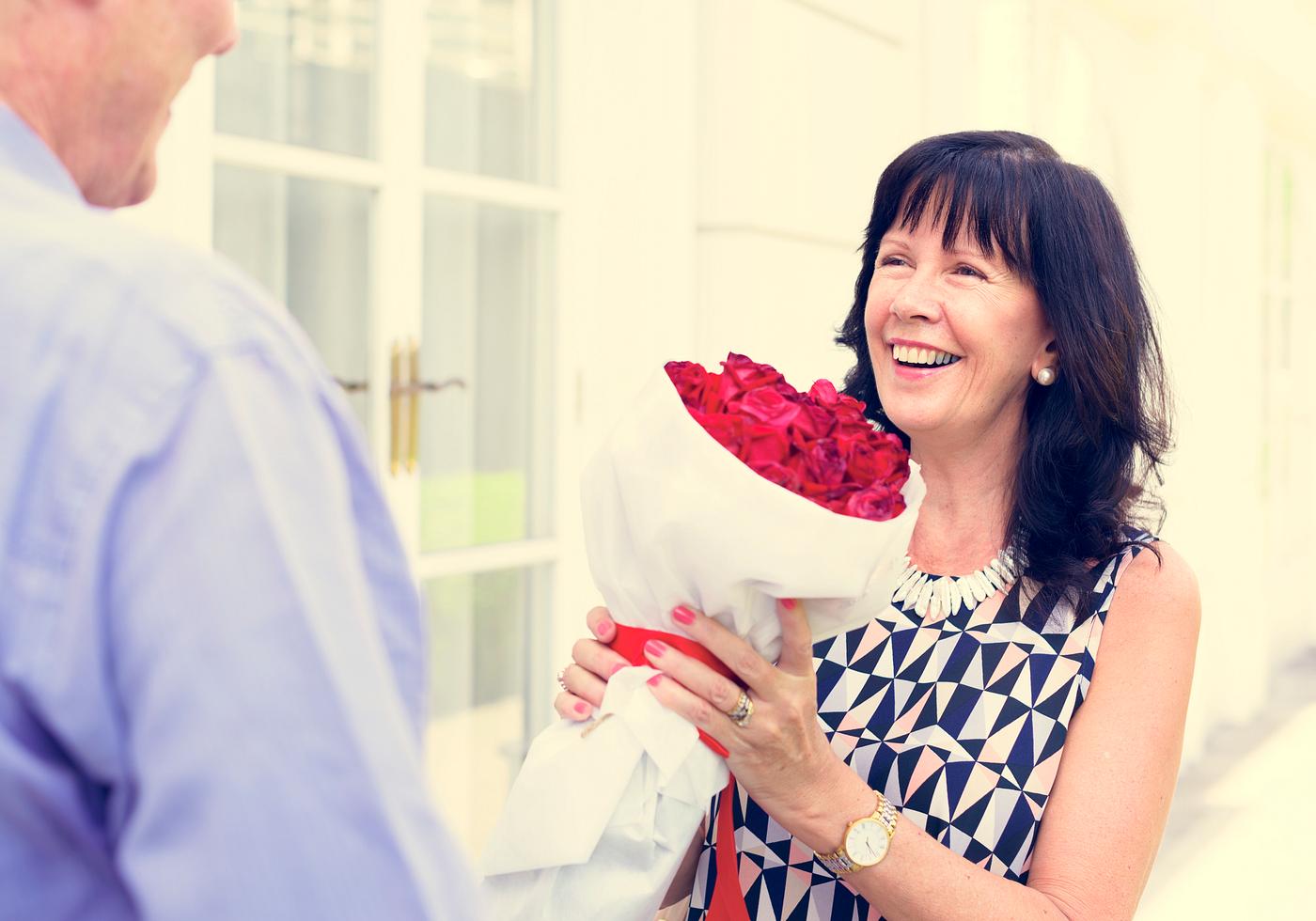 bouquet, old, gift, joy, husband, people, caucasian, love, woman, couple, smile, cheerful, smiling, man, flower, affection,... bouquet, old, gift, joy, husband, people, caucasian, love, woman, couple, smile, cheerful, smiling, man, flower, affection,...