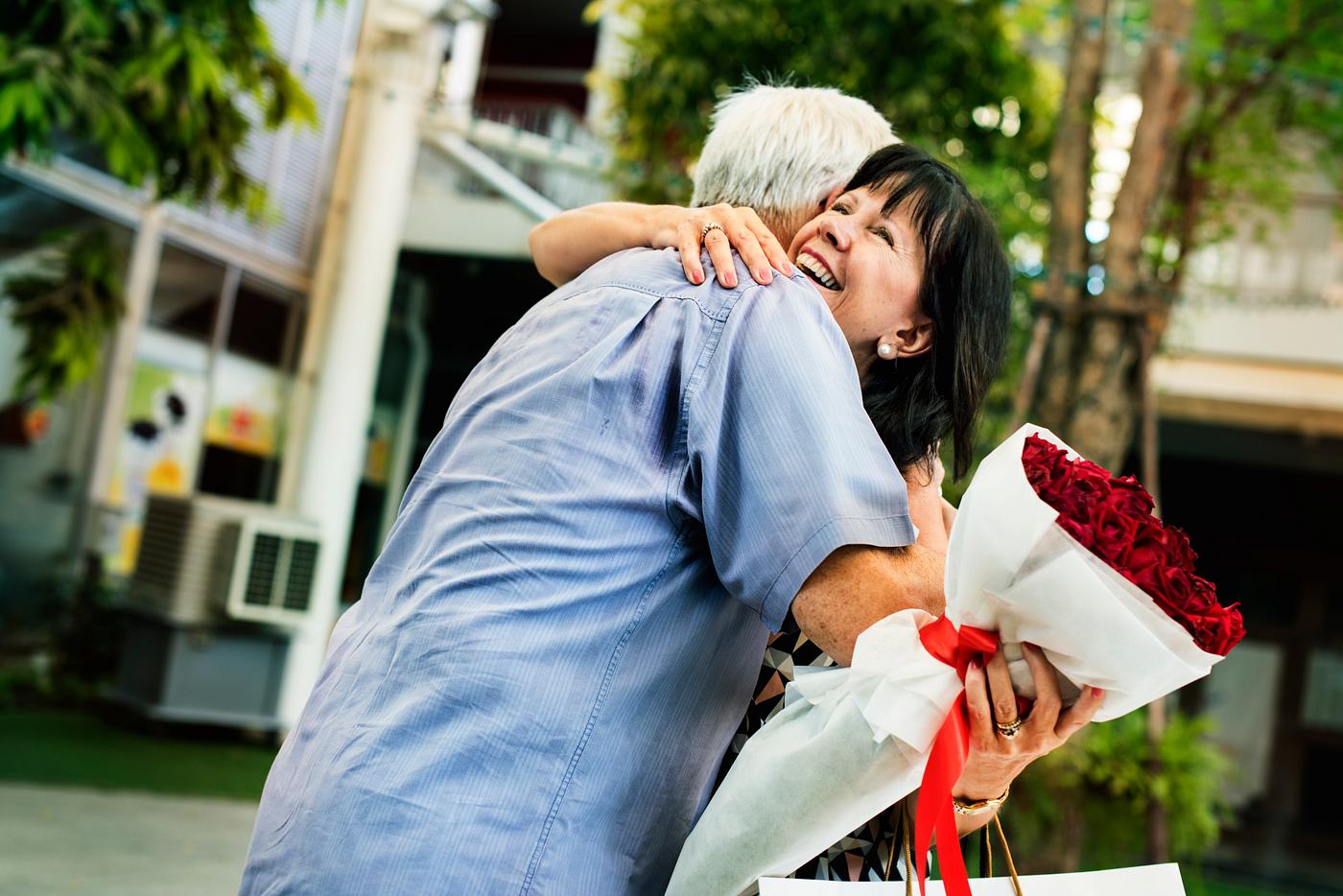 adult, affection, bouquet, caucasian, cheerful, connection, couple, embrace, female, flower, gesture, gift, guy, happiness,... adult, affection, bouquet, caucasian, cheerful, connection, couple, embrace, female, flower, gesture, gift, guy, happiness,...