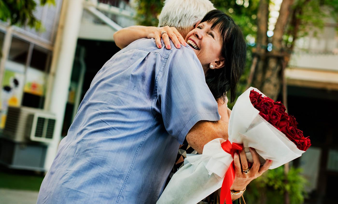 adult, affection, bouquet, caucasian, cheerful, connection, couple, embrace, female, flower, gesture, gift, guy, happiness,... adult, affection, bouquet, caucasian, cheerful, connection, couple, embrace, female, flower, gesture, gift, guy, happiness,...