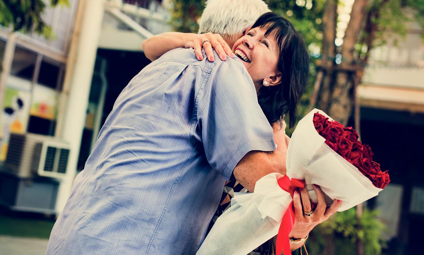 adult, affection, bouquet, caucasian, cheerful, connection, couple, embrace, female, flower, gesture, gift, guy, happiness,... adult, affection, bouquet, caucasian, cheerful, connection, couple, embrace, female, flower, gesture, gift, guy, happiness,...