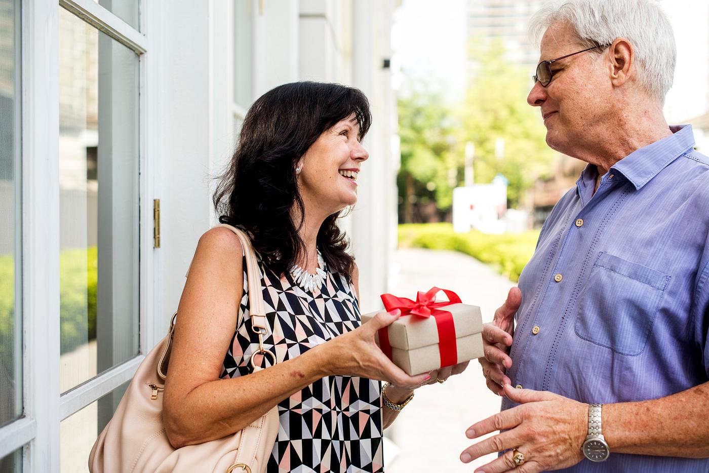 adult, america, american, bow, box, casual, caucasian, cheerful, couple, date, dating, female, gesture, gift, giving, guy,... adult, america, american, bow, box, casual, caucasian, cheerful, couple, date, dating, female, gesture, gift, giving, guy,...