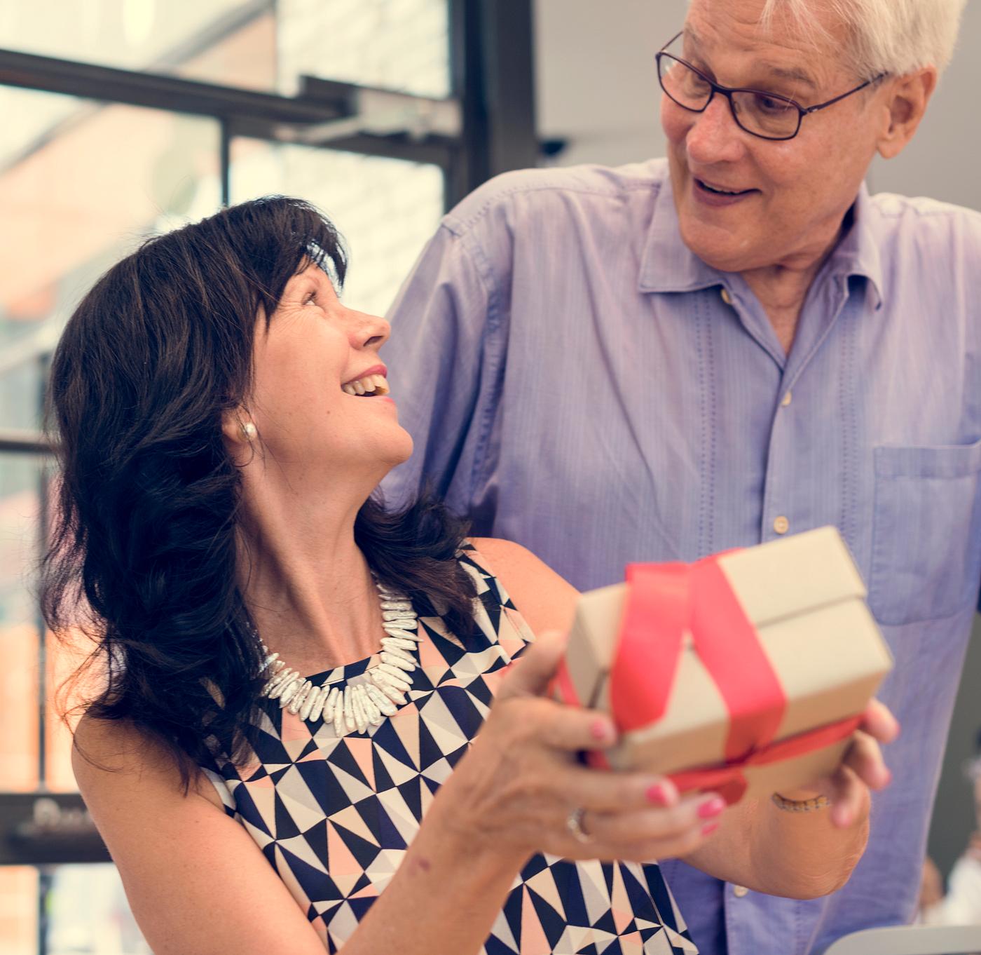 adult, america, american, bow, box, casual, caucasian, cheerful, connection, couple, female, gesture, gift, giving, guy,... adult, america, american, bow, box, casual, caucasian, cheerful, connection, couple, female, gesture, gift, giving, guy,...