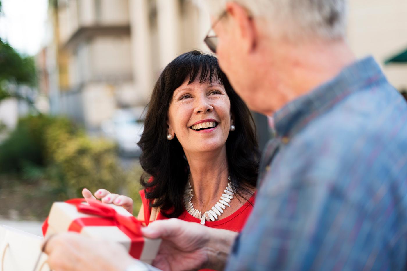 adult, bow, box, casual, caucasian, cheerful, connection, couple, date, dating, female, gesture, gift, giving, guy,... adult, bow, box, casual, caucasian, cheerful, connection, couple, date, dating, female, gesture, gift, giving, guy,...