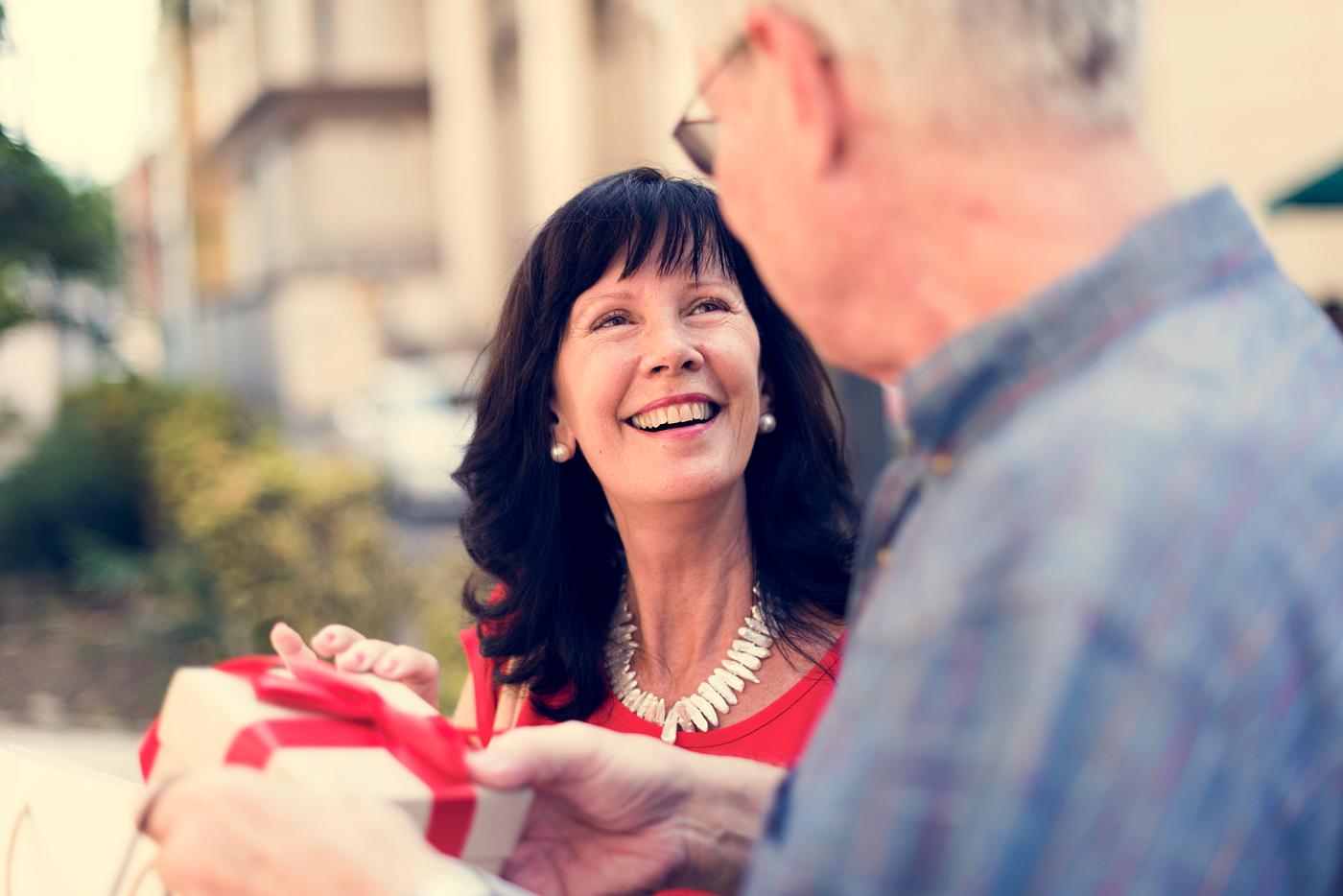 adult, bow, box, casual, caucasian, cheerful, connection, couple, date, dating, female, gesture, gift, giving, guy,... adult, bow, box, casual, caucasian, cheerful, connection, couple, date, dating, female, gesture, gift, giving, guy,...