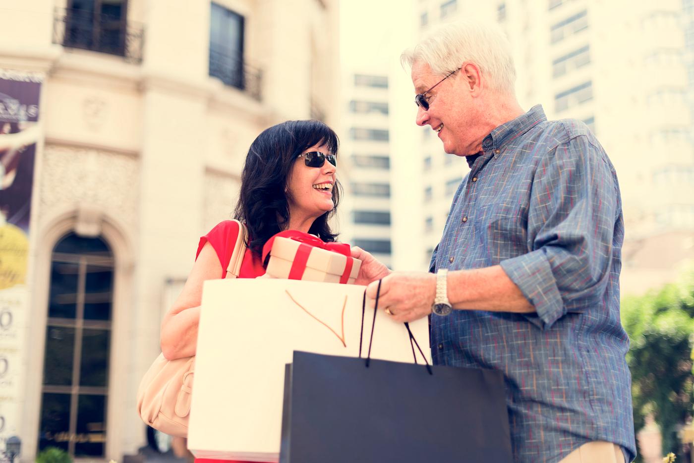 adult, america, american, bags, bow, box, buildings, casual, caucasian, cheerful, city, couple, date, enjoying, female,... adult, america, american, bags, bow, box, buildings, casual, caucasian, cheerful, city, couple, date, enjoying, female,...