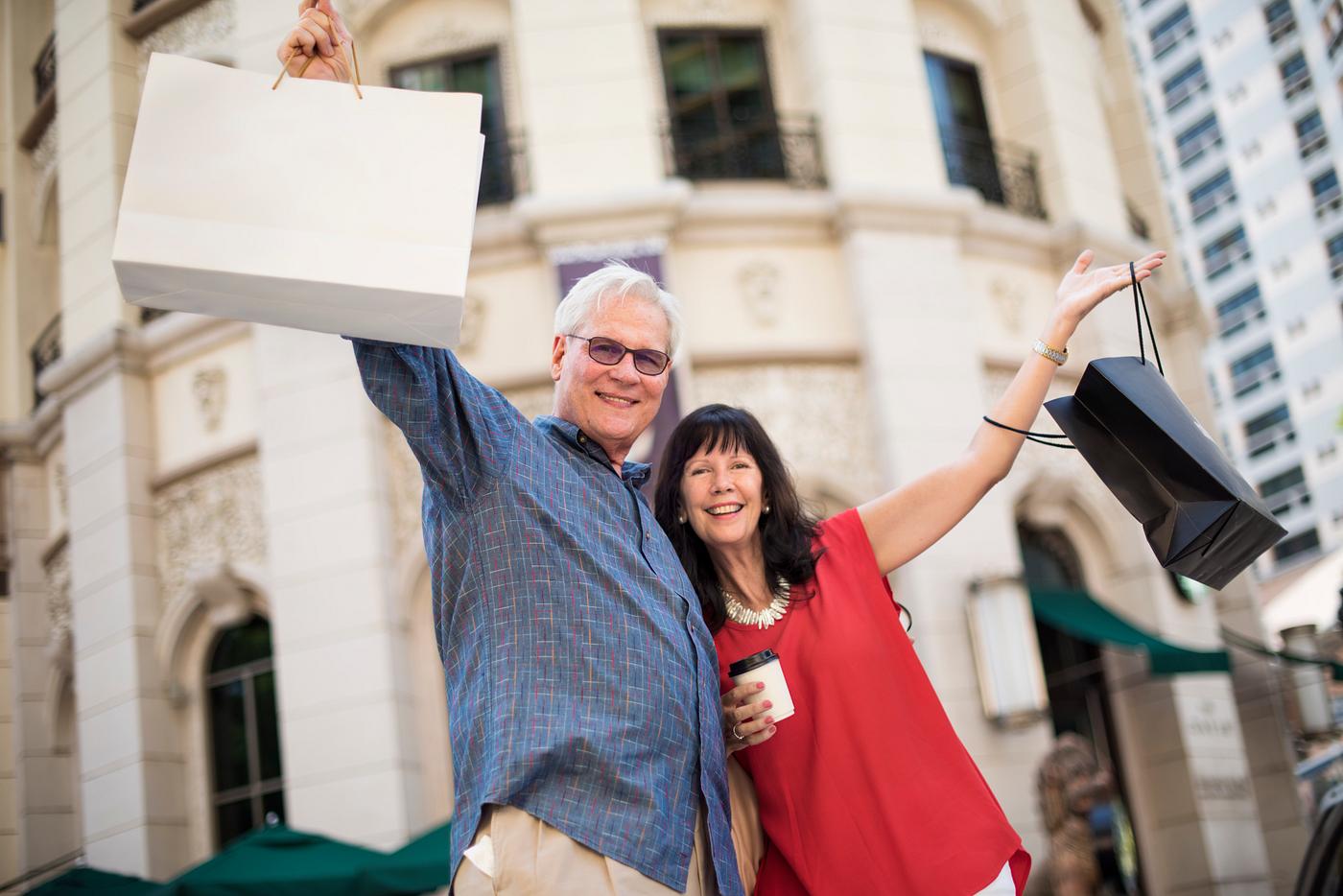 adult, america, american, arms, bag, building, caucasian, cheerful, city, couple, date, enjoying, female, guy, joy, lady,... adult, america, american, arms, bag, building, caucasian, cheerful, city, couple, date, enjoying, female, guy, joy, lady,...