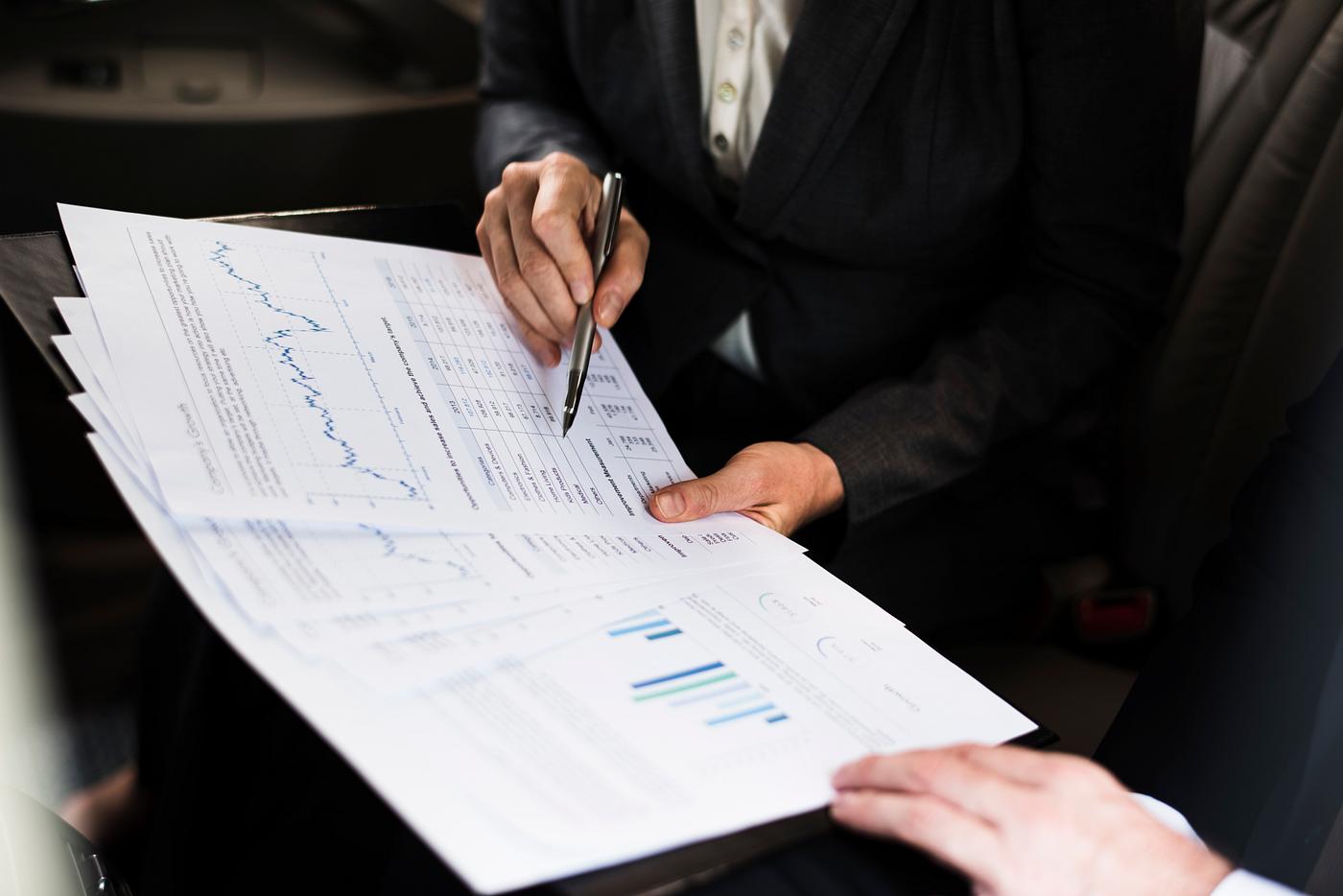 analyzing, manager, assistance, white collar worker, indoors, busy, analysis, business, caucasian, seat, woman, leader,... analyzing, manager, assistance, white collar worker, indoors, busy, analysis, business, caucasian, seat, woman, leader,...