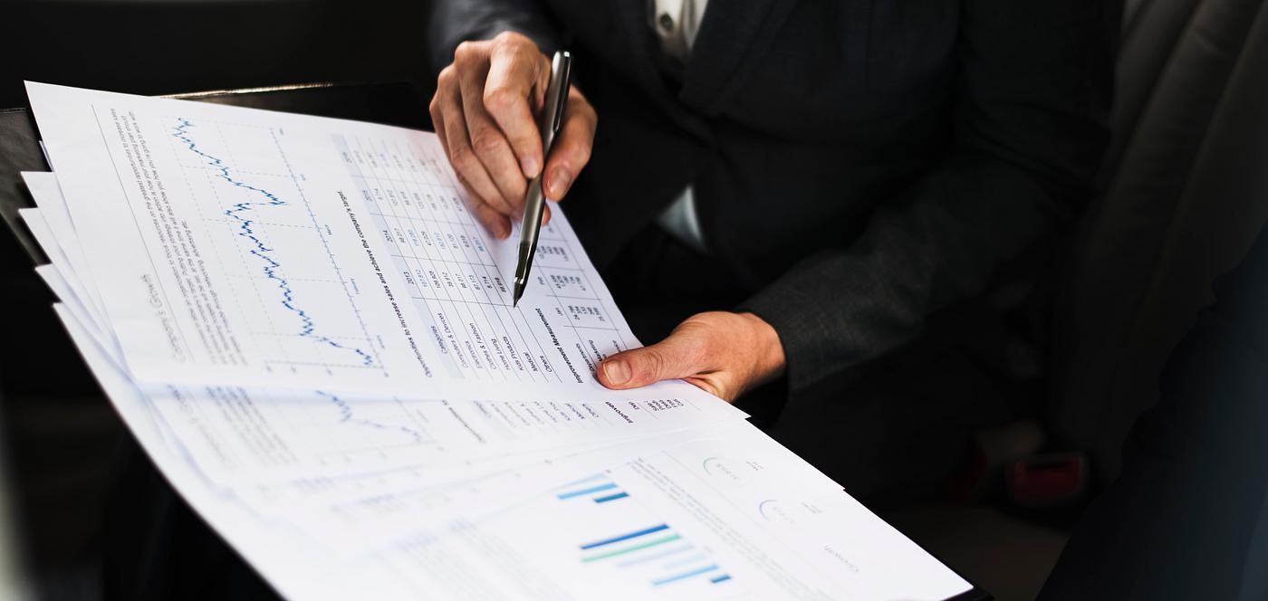 analyzing, manager, assistance, white collar worker, indoors, busy, analysis, business, caucasian, seat, woman, leader,... analyzing, manager, assistance, white collar worker, indoors, busy, analysis, business, caucasian, seat, woman, leader,...