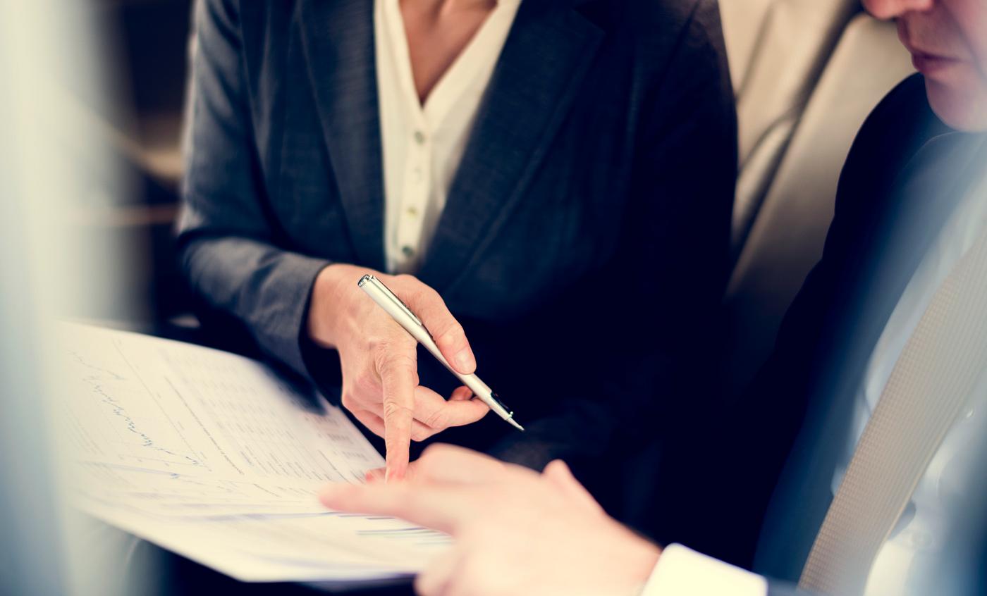 manager, white collar worker, busy, transportation, caucasian, seat, woman, working, information, backseat, career,... manager, white collar worker, busy, transportation, caucasian, seat, woman, working, information, backseat, career,...