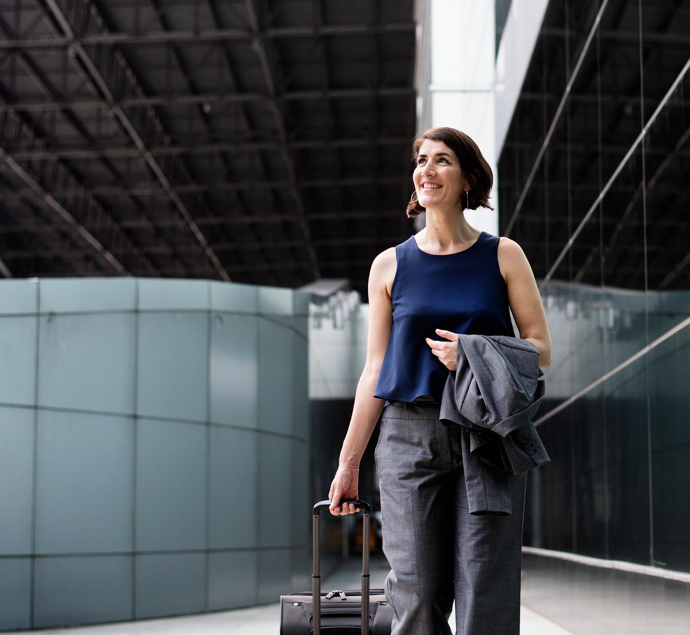 airport, adult, baggage, business, business people, businesswoman, businesswomen, career, commuter, corporate, departure,... airport, adult, baggage, business, business people, businesswoman, businesswomen, career, commuter, corporate, departure,...