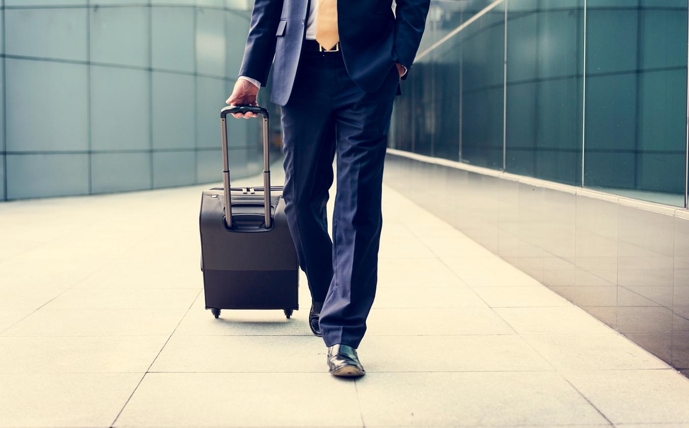 baggage, white collar worker, commuter, luggage, travel, business, caucasian, airport, businessman, transport, trip, man,... baggage, white collar worker, commuter, luggage, travel, business, caucasian, airport, businessman, transport, trip, man,...