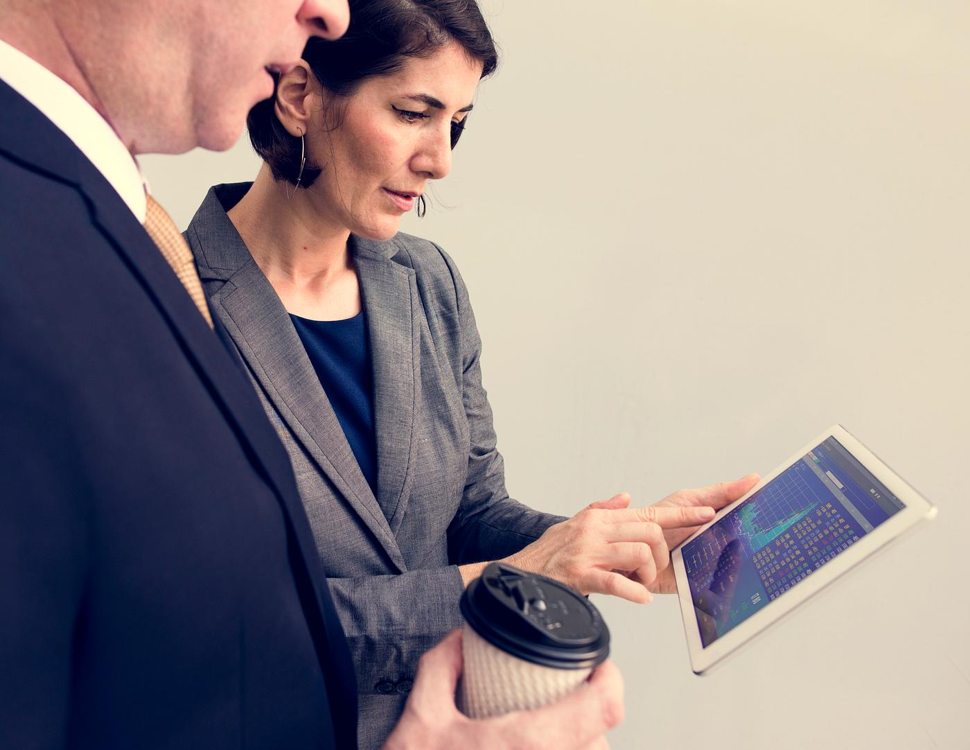 collaboration, manager, discussion, assistance, white collar worker, analysing, busy, digital, business, business plan,... collaboration, manager, discussion, assistance, white collar worker, analysing, busy, digital, business, business plan,...