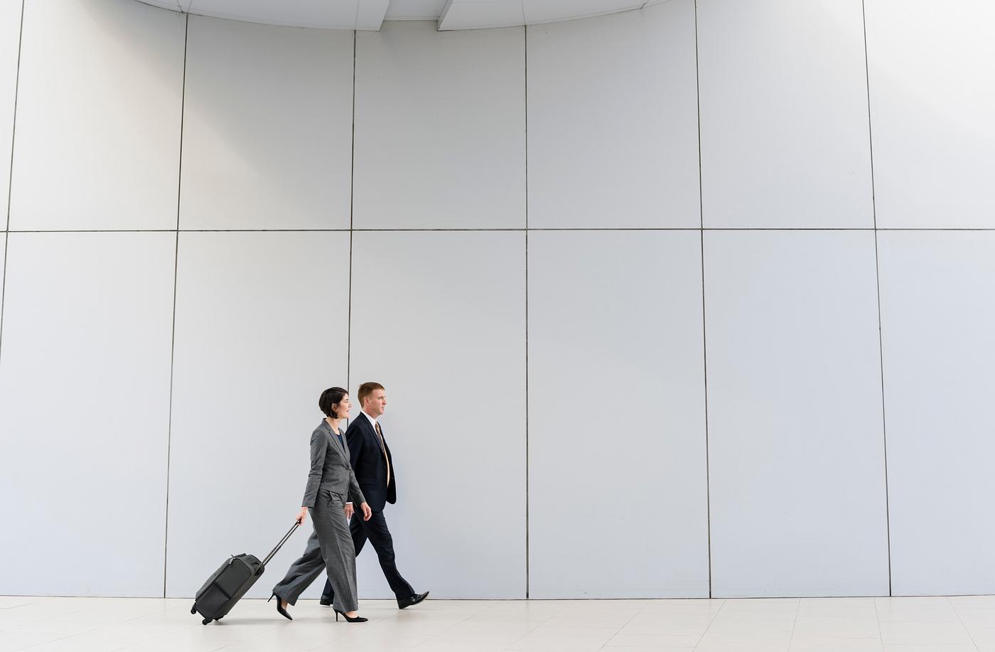 discussion, white collar worker, commuter, travel, business, caucasian, teamwork, businessman, woman, conversation, partner... discussion, white collar worker, commuter, travel, business, caucasian, teamwork, businessman, woman, conversation, partner...
