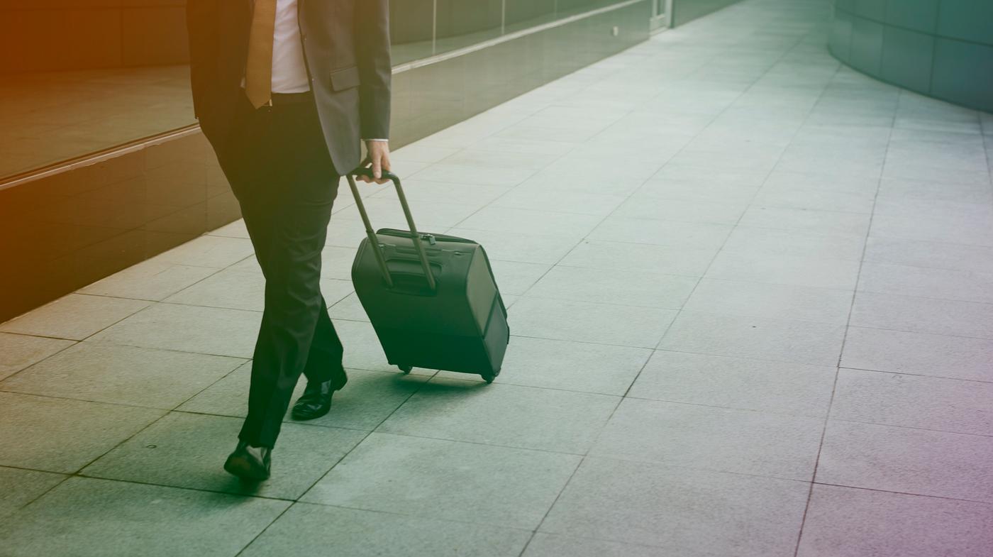 baggage, white collar worker, luggage, commuter, travel, business, caucasian, airport, businessman, transport, trip, man,... baggage, white collar worker, luggage, commuter, travel, business, caucasian, airport, businessman, transport, trip, man,...