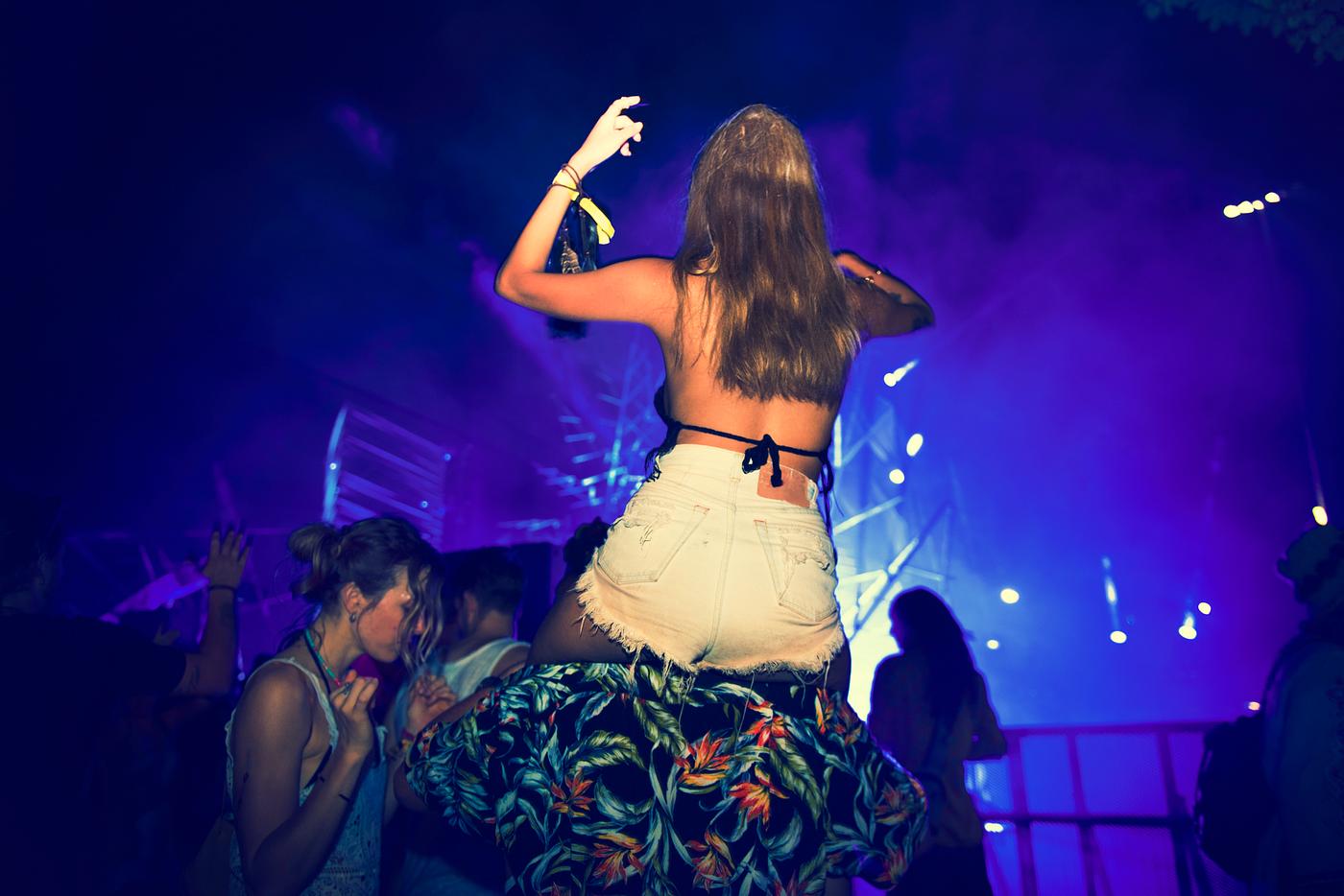 illuminated, concert, person, relax, perform, show, party, people, woman, event, mixing, lifestyle, weekend, live, music... illuminated, concert, person, relax, perform, show, party, people, woman, event, mixing, lifestyle, weekend, live, music...