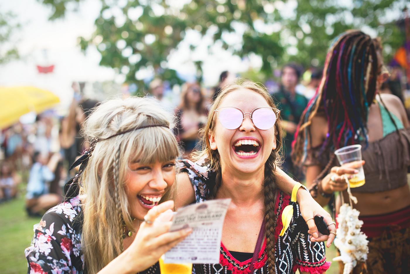 concert, person, drinking, party, people, together, beer, friends, woman, event, drink, lifestyle, weekend, friendship, hold... concert, person, drinking, party, people, together, beer, friends, woman, event, drink, lifestyle, weekend, friendship, hold...