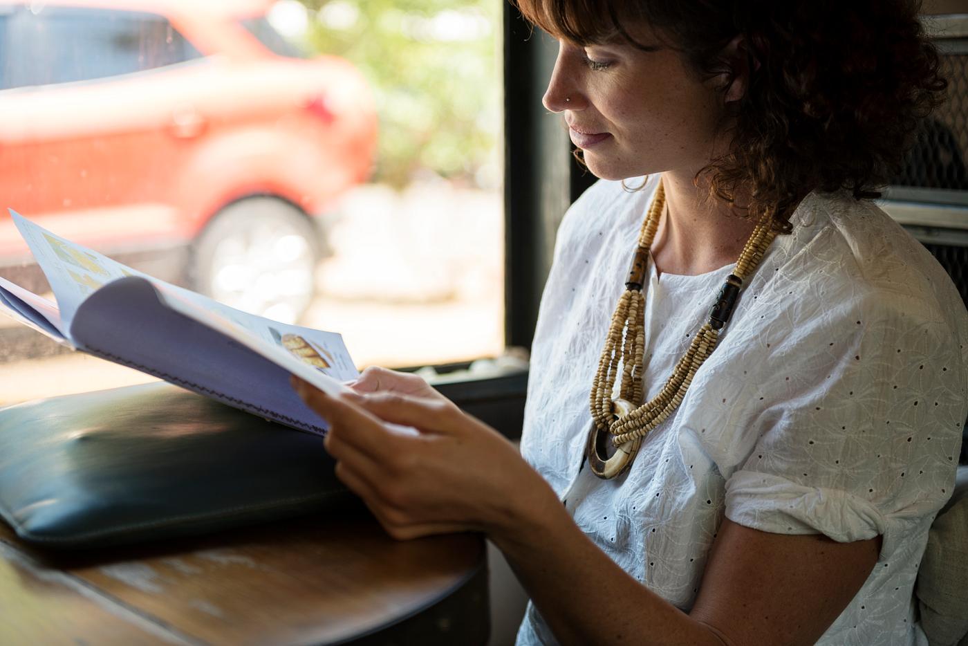 magazine, book, woman, break, cafe, cc0, coffee shop, creative common 0, creative commons 0, hangout, leisure, note,... magazine, book, woman, break, cafe, cc0, coffee shop, creative common 0, creative commons 0, hangout, leisure, note,...