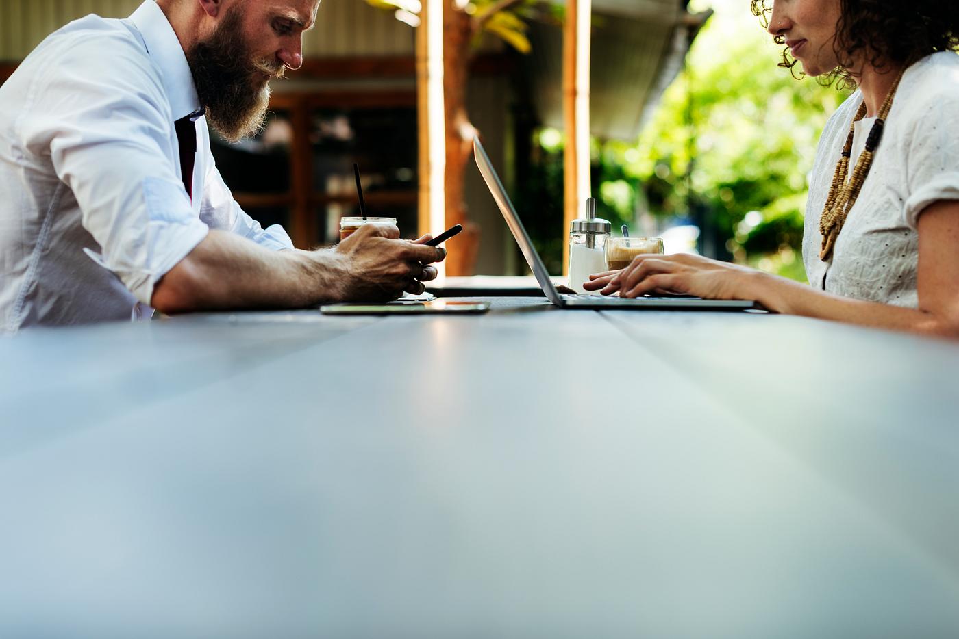 business, meeting, laptop, coffee shop, agreement, beard, beverage, brainstorming, cafe, cc0, connection, corporate,... business, meeting, laptop, coffee shop, agreement, beard, beverage, brainstorming, cafe, cc0, connection, corporate,...