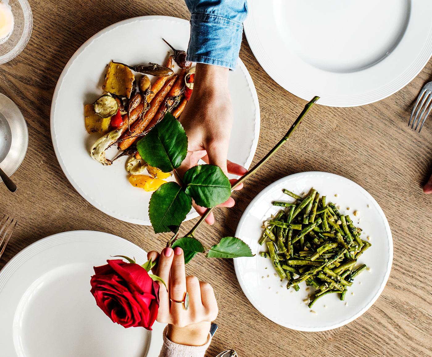 adult, celebrate, celebration, cheerful, couple, date, dating, dine, dinner, eat, expression, flower, food, gather, getting... adult, celebrate, celebration, cheerful, couple, date, dating, dine, dinner, eat, expression, flower, food, gather, getting...