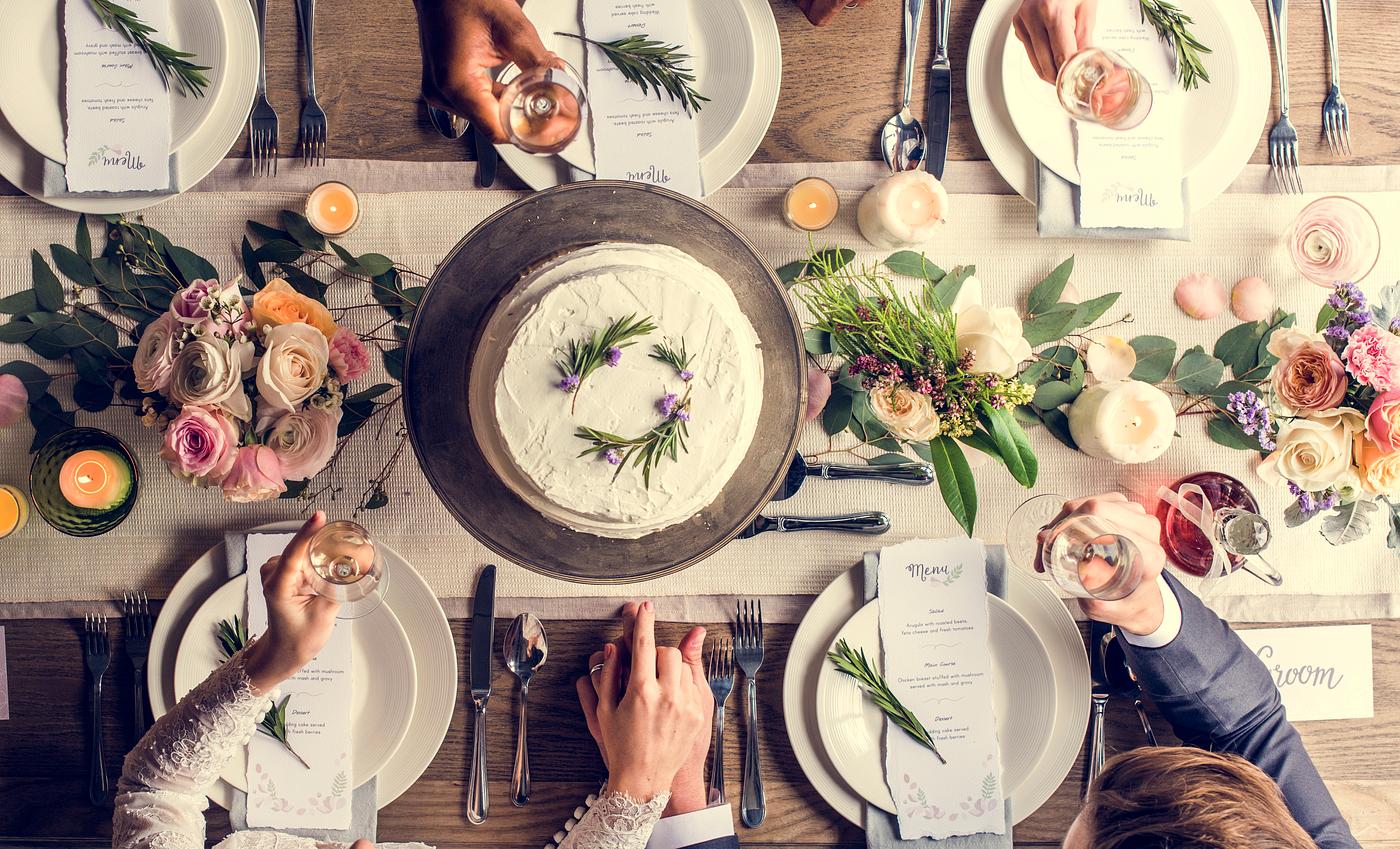 expression, person, people, together, love, married, friends, gather, woman, drink, friendship, flowers, wine, cake,... expression, person, people, together, love, married, friends, gather, woman, drink, friendship, flowers, wine, cake,...