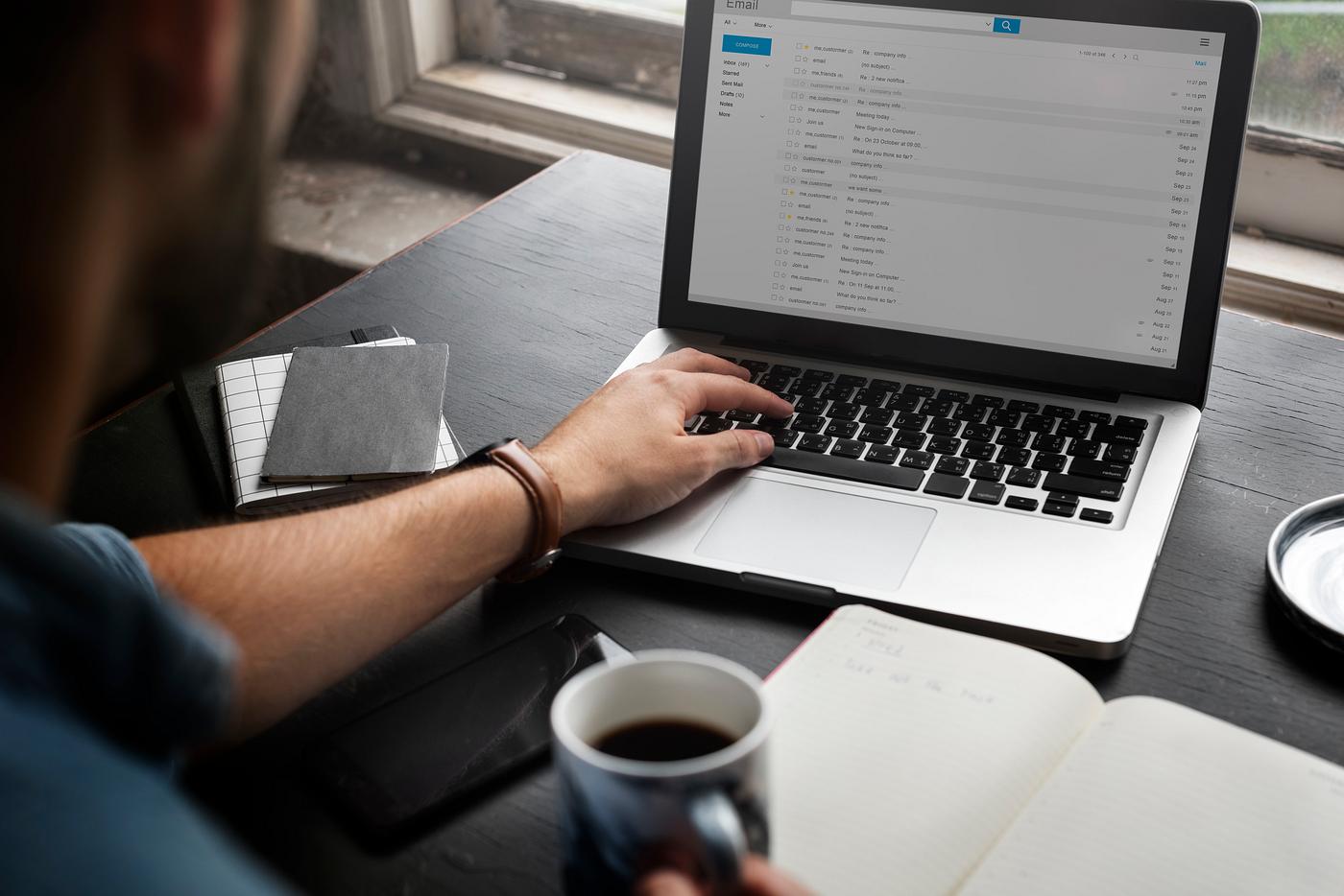 adult, businesswoman, check, cheking, coffee, desktop, device, digital, e-mail, email, flowers, folders, internet, laptop,... adult, businesswoman, check, cheking, coffee, desktop, device, digital, e-mail, email, flowers, folders, internet, laptop,...