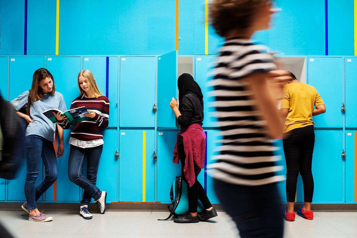 adolescent, adult, back to school, boy, campus, casual, corridor, diversity, education, female, friends, friendship, girl,... adolescent, adult, back to school, boy, campus, casual, corridor, diversity, education, female, friends, friendship, girl,...