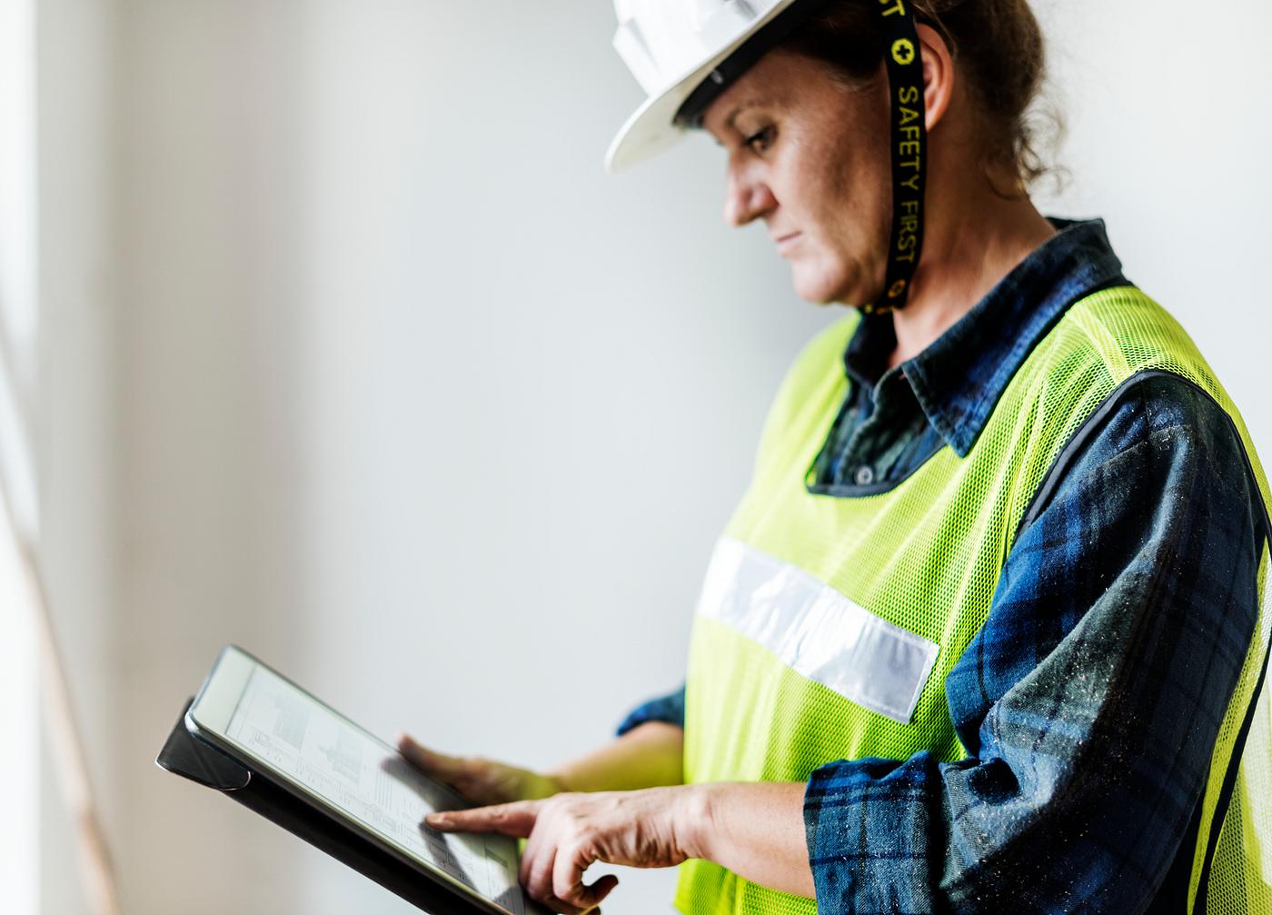 repair, security, american, british, builder, carpenter, caucasian, clothing, construction, contractor, development, device... repair, security, american, british, builder, carpenter, caucasian, clothing, construction, contractor, development, device...