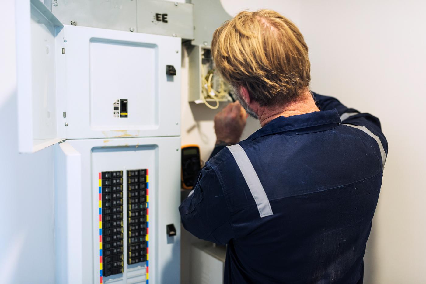 contractor, electrician, american, british, builder, candid, caucasian, construction, development, electrical, engineering,... contractor, electrician, american, british, builder, candid, caucasian, construction, development, electrical, engineering,...