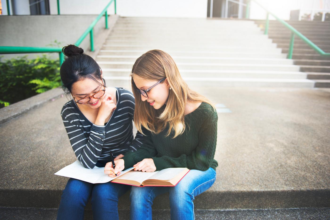 analysing, analysis, bonding, book, brainstorming, campus, casual, college, communication, conversation, cooperation,... analysing, analysis, bonding, book, brainstorming, campus, casual, college, communication, conversation, cooperation,...