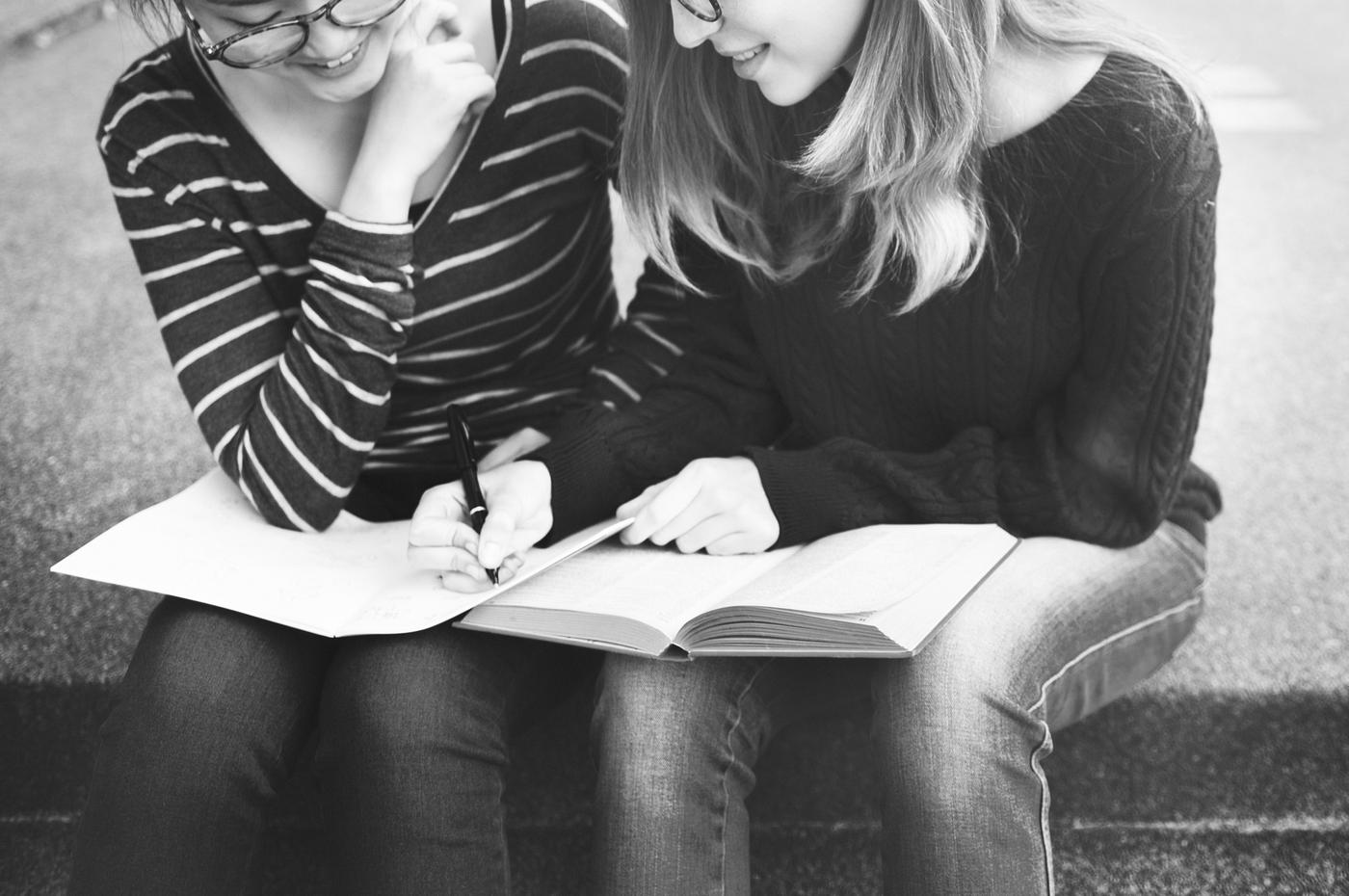 analysing, analysis, asian ethnicity, book, brainstorming, campus, casual, cheerful, college, communication, connection,... analysing, analysis, asian ethnicity, book, brainstorming, campus, casual, cheerful, college, communication, connection,...