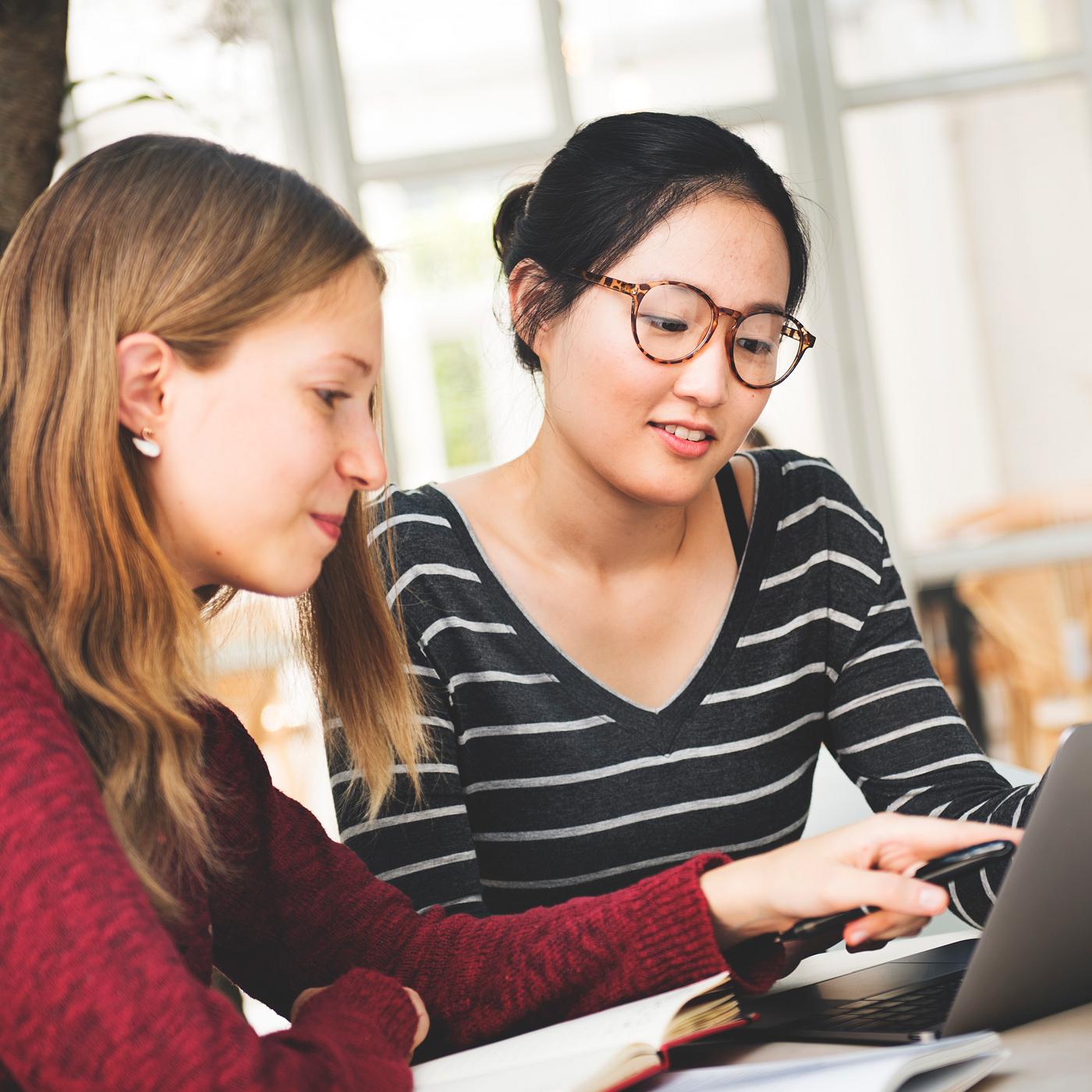 analysing, analysis, bonding, book, brainstorming, campus, casual, college, communication, conversation, cooperation,... analysing, analysis, bonding, book, brainstorming, campus, casual, college, communication, conversation, cooperation,...