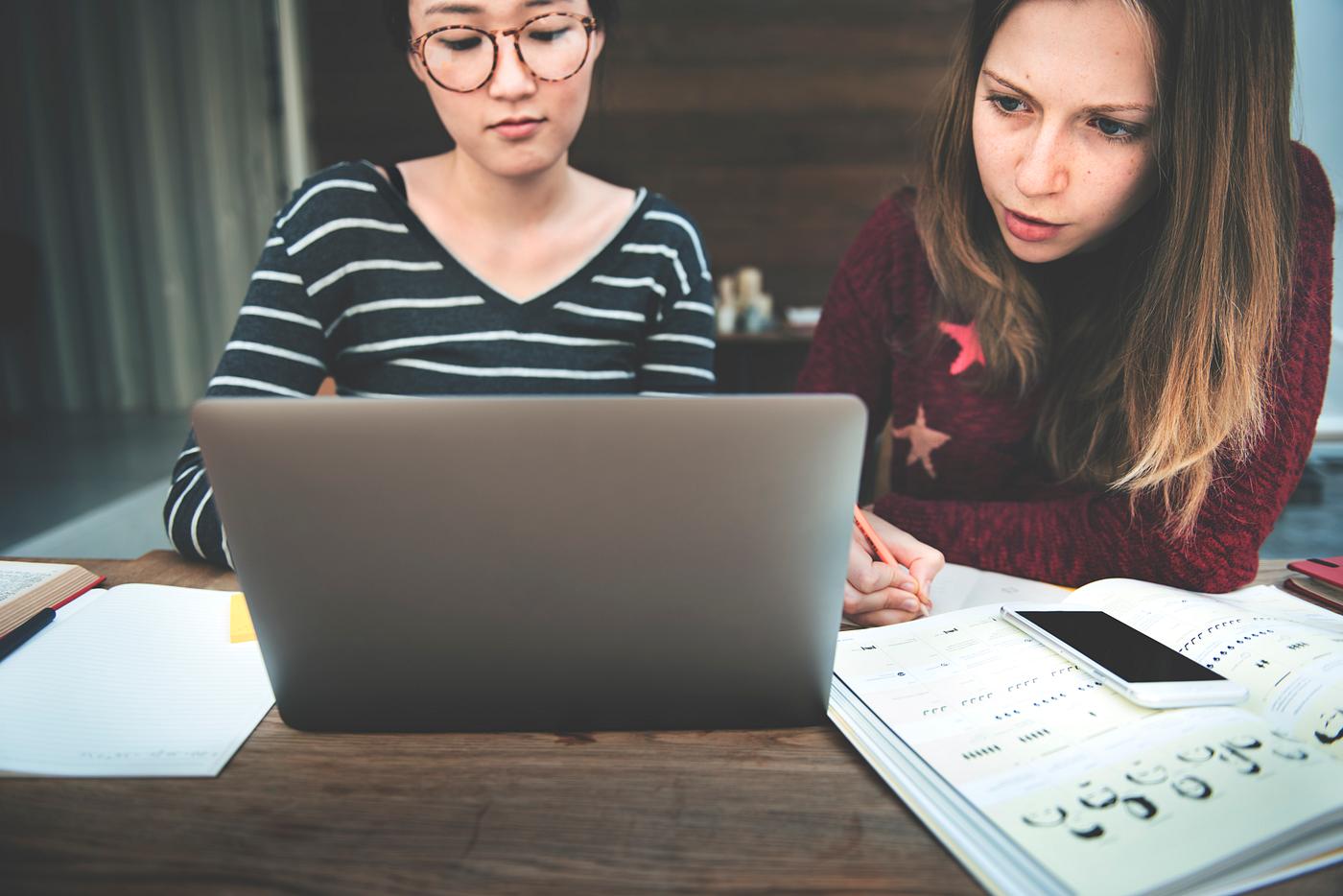 analysing, analysis, bonding, book, brainstorming, campus, casual, college, communication, conversation, cooperation,... analysing, analysis, bonding, book, brainstorming, campus, casual, college, communication, conversation, cooperation,...