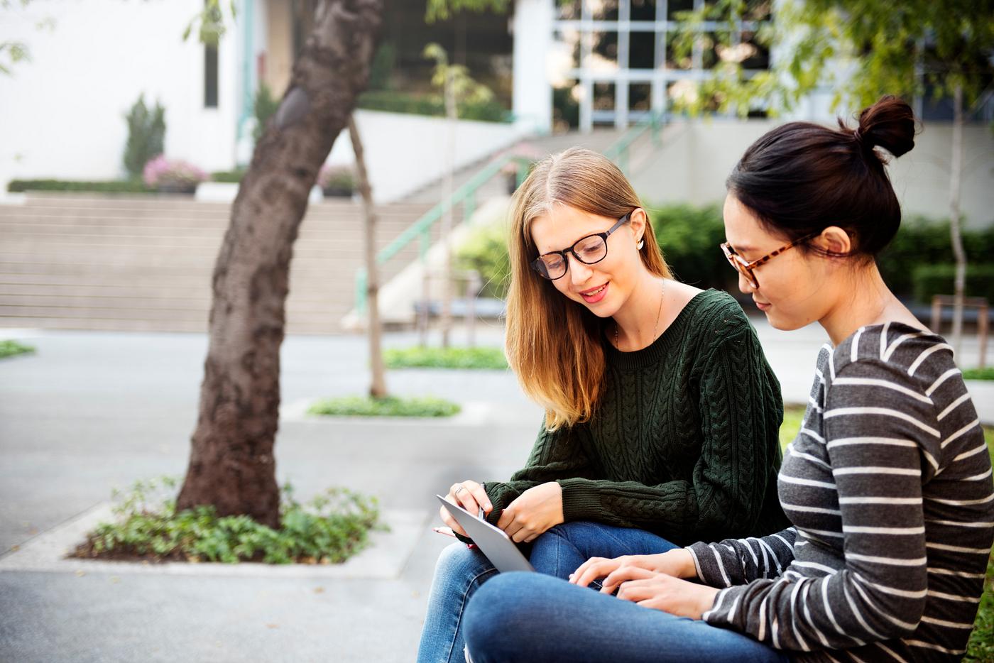 analysing, analysis, bonding, book, brainstorming, campus, casual, college, communication, connection, conversation,... analysing, analysis, bonding, book, brainstorming, campus, casual, college, communication, connection, conversation,...