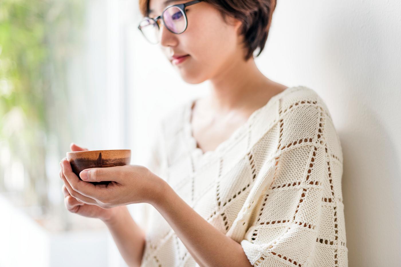 calm, asian ethnicity, beverage, casual, cheerful, chilling, dehydrate, drink, drinking, drinks, enjoyment, fresh, girl,... calm, asian ethnicity, beverage, casual, cheerful, chilling, dehydrate, drink, drinking, drinks, enjoyment, fresh, girl,...